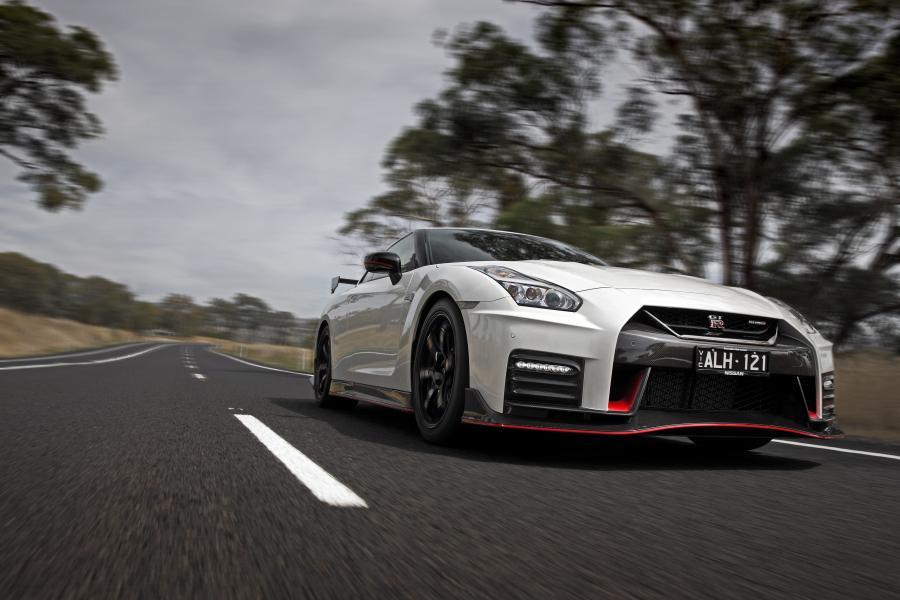  Nissan GT-R Nismo 2017 года  (AU) (фото 29 из 34)